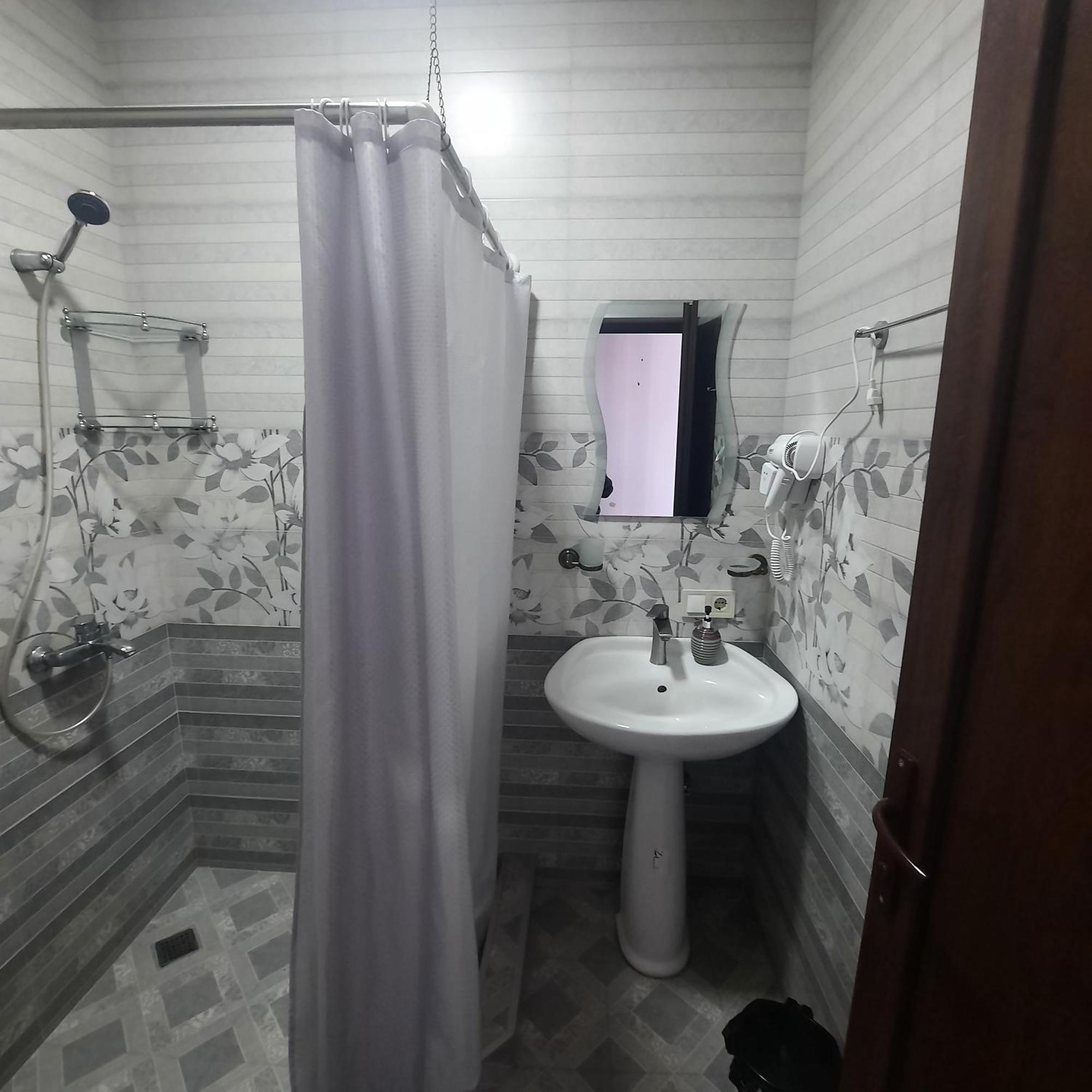 Hotel Gio-Nika Stepancminda Zewnętrze zdjęcie